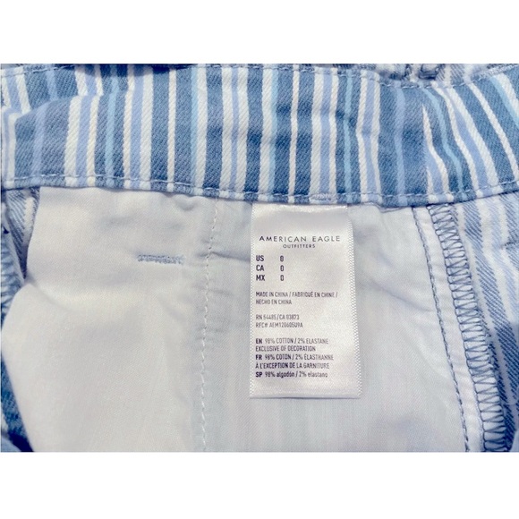 American Eagle Womens Size 0 Mom Shorts Paperbag Waist Blue Striped Pleated XS - Picture 4 of 4